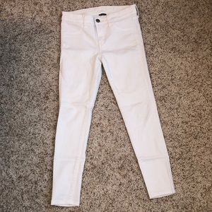 White SUPER STRETCH American Eagle Jeans
